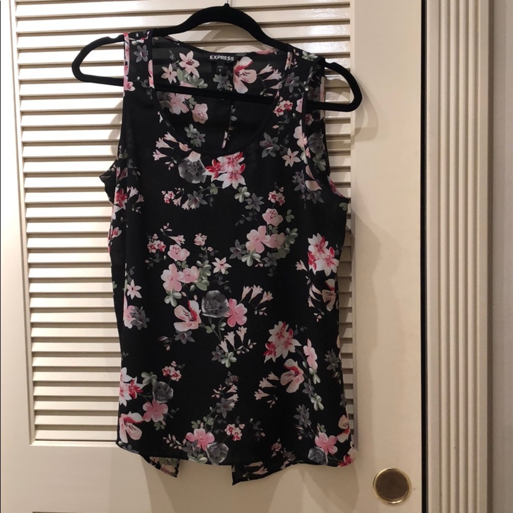 Split back, floral tank